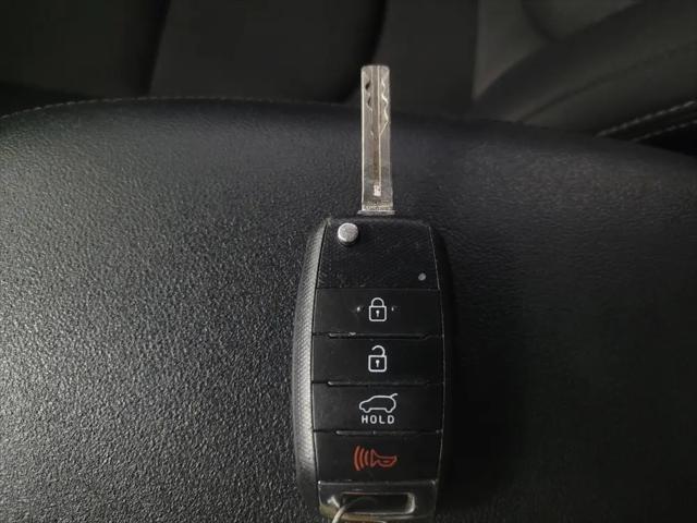 2018 Kia Alma Base