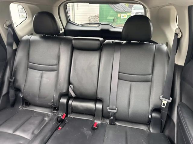 2017 Nissan Rogue SL