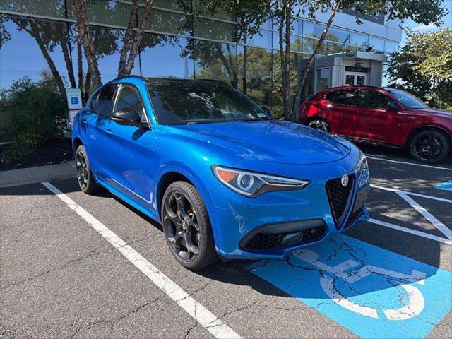 2023 Alfa Romeo Stelvio Veloce AWD 2023 Alfa Romeo Stelvio Veloce AWD