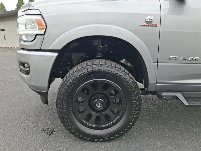 2022 Ram 3500 Laramie Crew Cab 4x4 8 Box