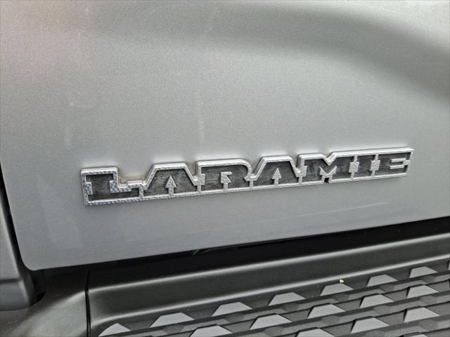2022 Ram 3500 Laramie Crew Cab 4x4 8 Box