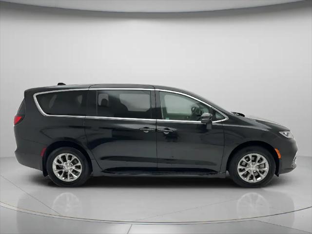 2023 Chrysler Pacifica Touring L AWD