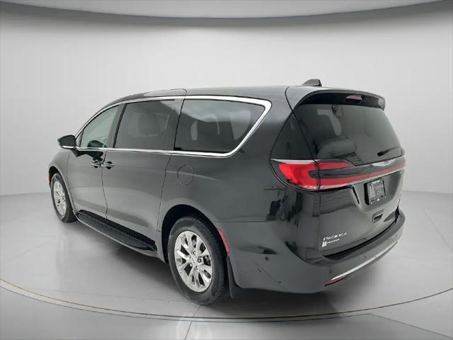 2023 Chrysler Pacifica Touring L AWD