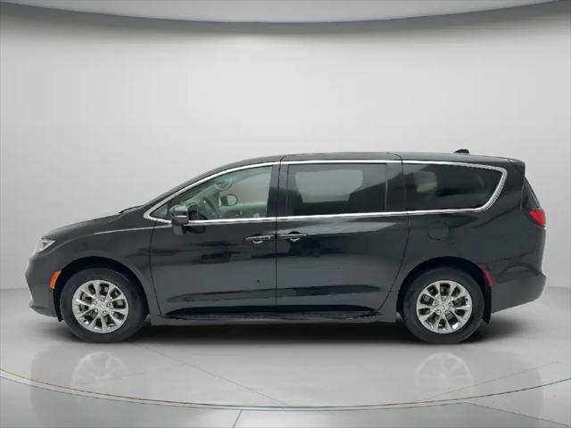 2023 Chrysler Pacifica Touring L AWD
