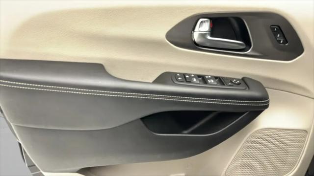 2023 Chrysler Pacifica Touring L AWD