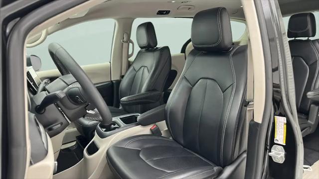 2023 Chrysler Pacifica Touring L AWD