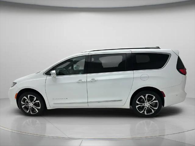 2024 Chrysler Pacifica Pinnacle AWD