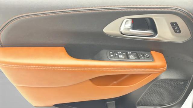 2024 Chrysler Pacifica Pinnacle AWD