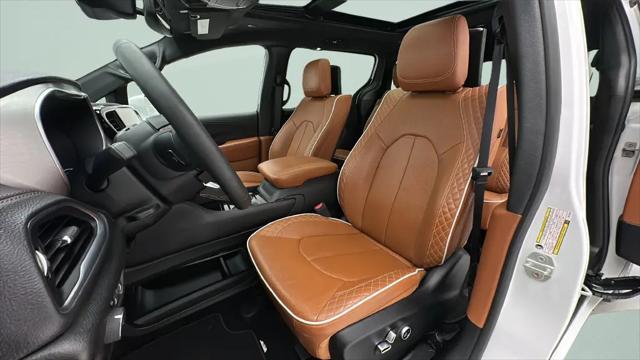 2024 Chrysler Pacifica Pinnacle AWD