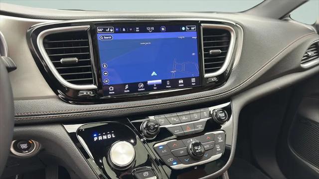 2024 Chrysler Pacifica Pinnacle AWD