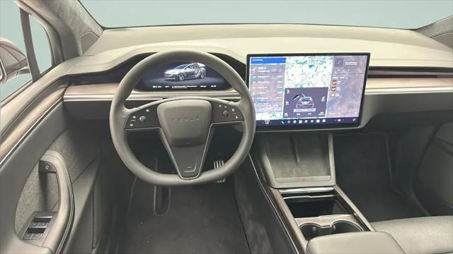 2024 Tesla Model X Long Range