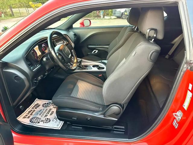 2021 Dodge Challenger SXT