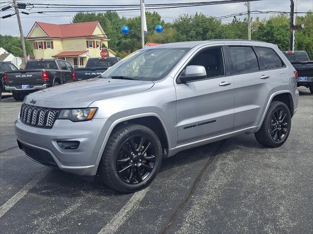 2018 Jeep Grand Cherokee Altitude 4x4 2018 Jeep Grand Cherokee Altitude 4x4