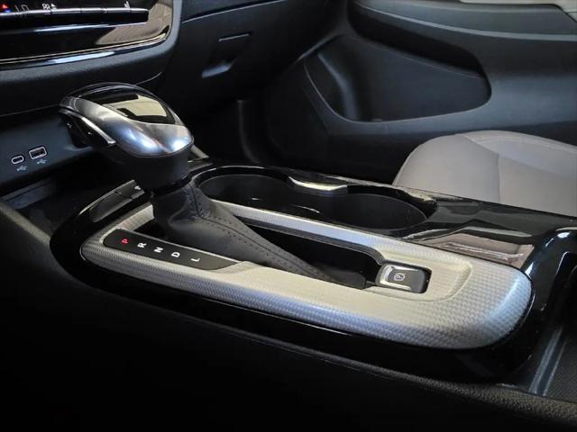 2025 Buick NV Avenir FWD