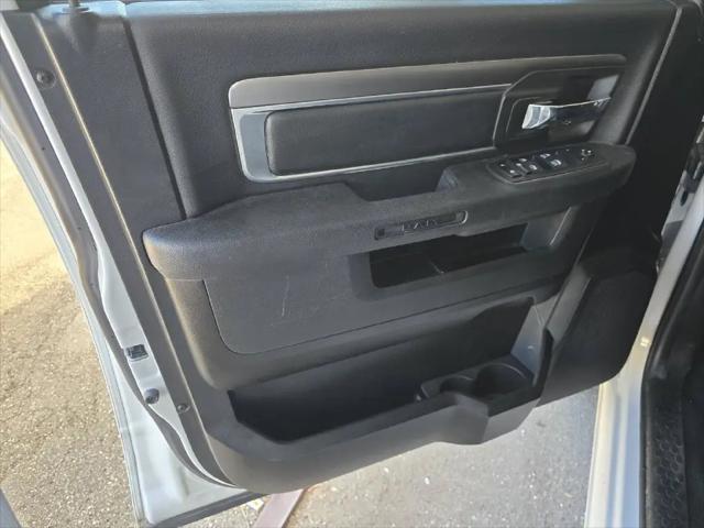 2024 Ram 1500 Classic Warlock Crew Cab 4x2 57 Box