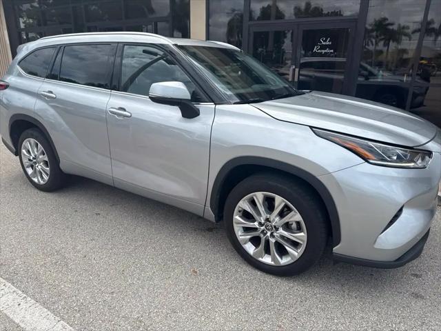 2022 Toyota Highlander Limited for sale in Naples, FL