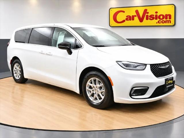 2025 Chrysler Pacifica Select for sale in Trooper, PA