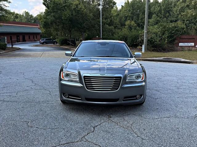 2012 Chrysler 300 Luxury Series