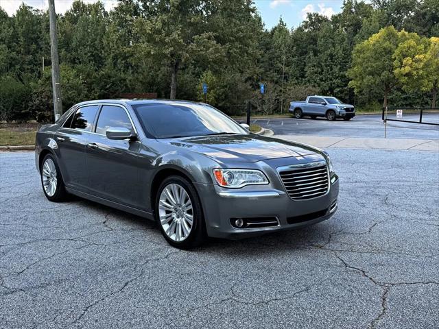 2012 Chrysler 300 Luxury Series