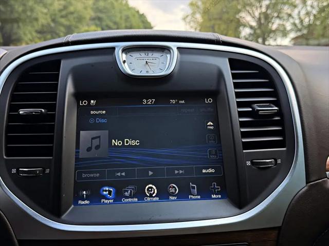 2012 Chrysler 300 Luxury Series