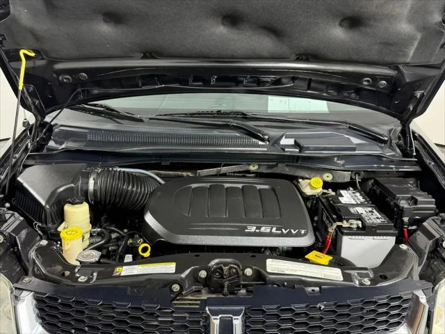 2011 Dodge Grand Caravan SE/SXT