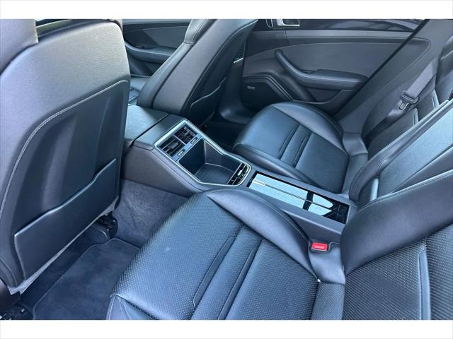 2019 Porsche Panamera 4
