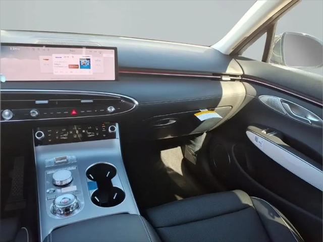 2027 Genesis GV70 2.5T Advanced