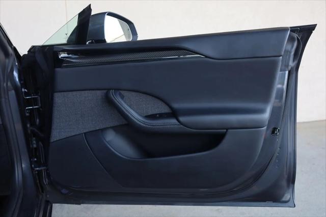 2021 Tesla Model S Plaid Tri Motor All-Wheel Drive