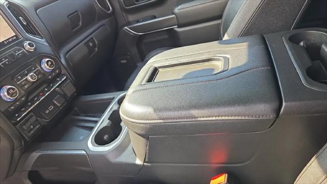 2021 GMC Sierra 1500 4WD Crew Cab Short Box AT4