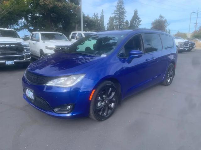 2019 Chrysler Pacifica Limited for sale in Hillsboro, OR