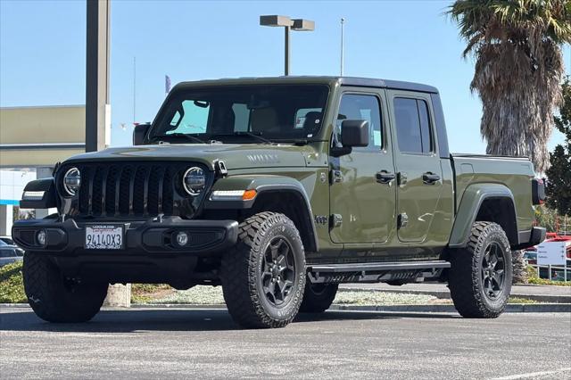 2022 Jeep Gladiator Sport