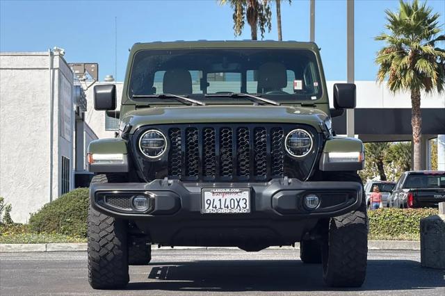 2022 Jeep Gladiator Sport