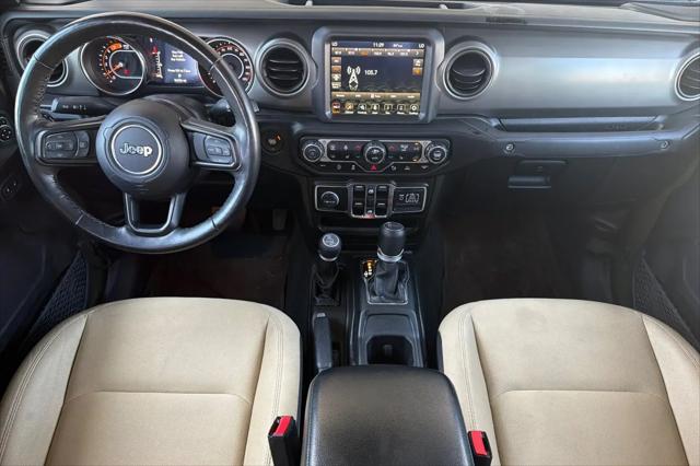 2022 Jeep Gladiator Sport