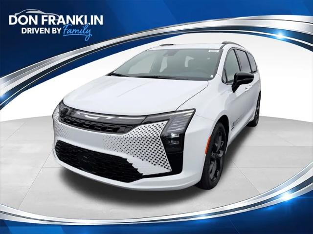 2027 Chrysler Pacifica Select for sale in Monticello, KY