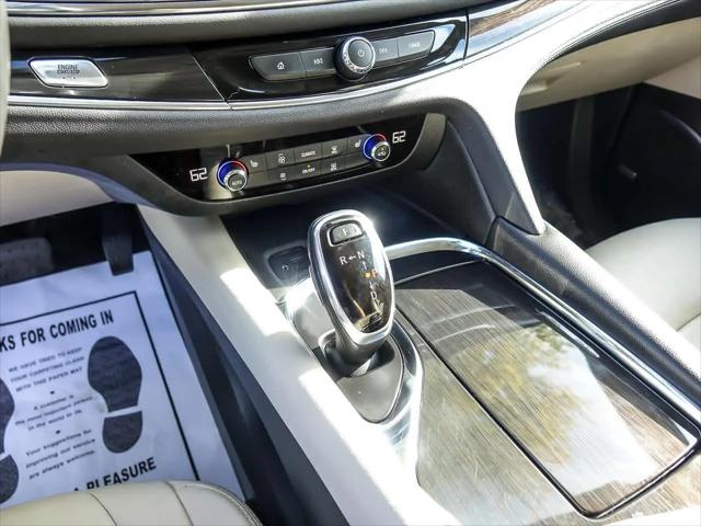 2020 Buick Enclave AWD Essence