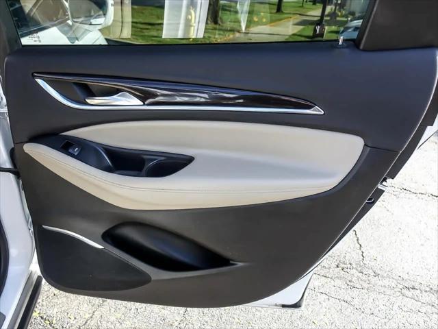 2020 Buick Enclave AWD Essence