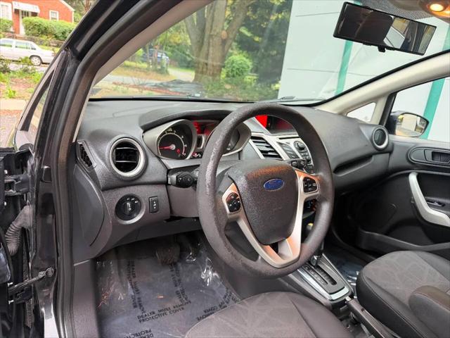 2012 Ford Fiesta SE