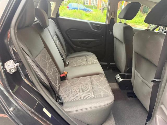 2012 Ford Fiesta SE