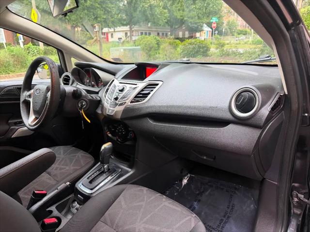 2012 Ford Fiesta SE