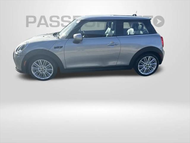 2024 MINI SE Hardtop Cooper