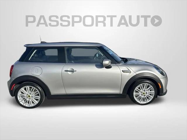 2024 MINI SE Hardtop Cooper