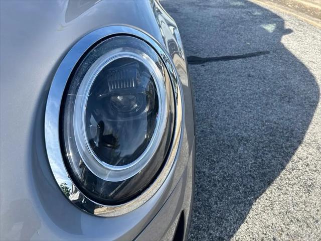 2024 MINI SE Hardtop Cooper