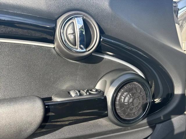 2024 MINI SE Hardtop Cooper
