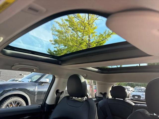 2024 MINI SE Hardtop Cooper