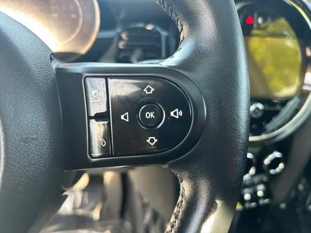 2024 MINI SE Hardtop Cooper