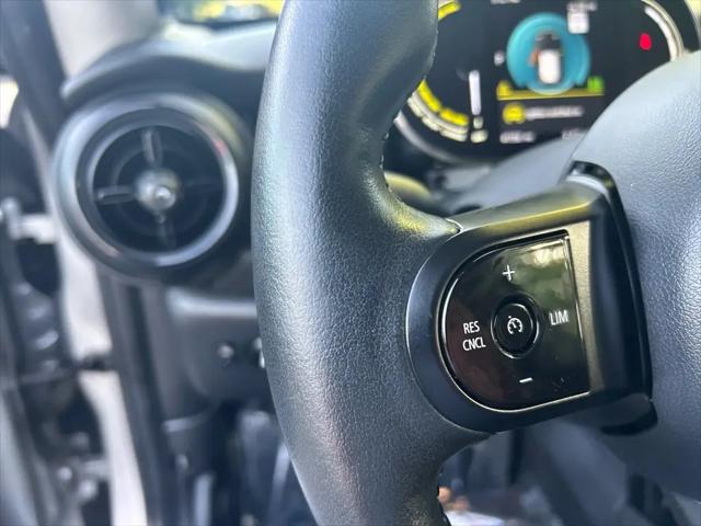 2024 MINI SE Hardtop Cooper