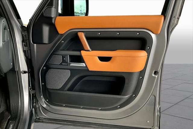 2020 Land Rover Defensor 110 X