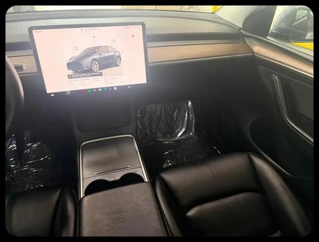 2024 Tesla Model Y Long Range Single Motor Rear-Wheel Drive