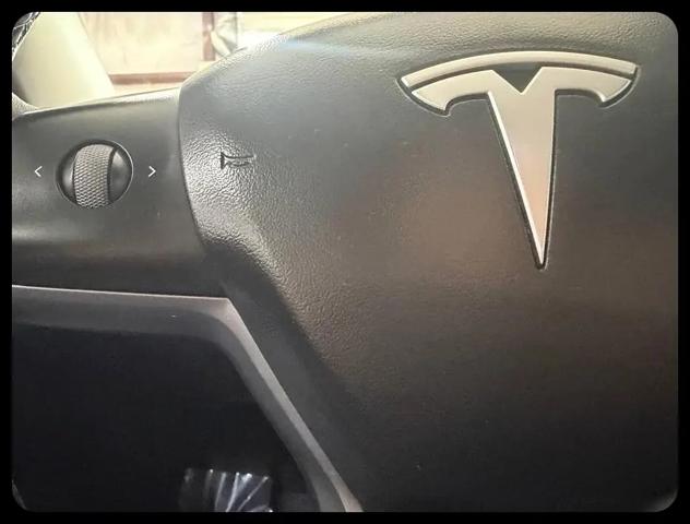 2024 Tesla Model Y Long Range Single Motor Rear-Wheel Drive