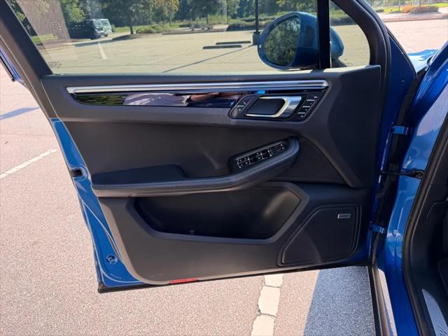 2017 Porsche Macan S